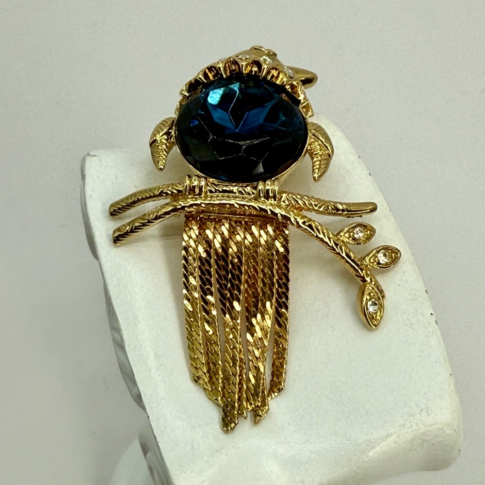 Rare Vintage Kenneth Jay Lane Bird Brooch – 1990s Signed KJL Blue Crystal Gold - Picture 7 of 17